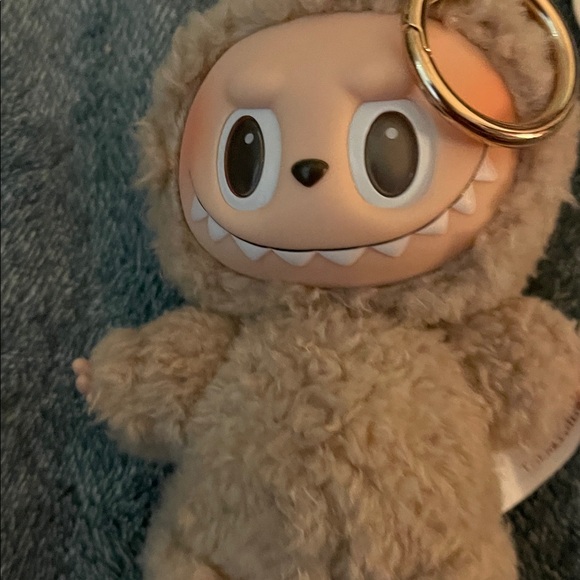 Labubu - Picture 4 of 5